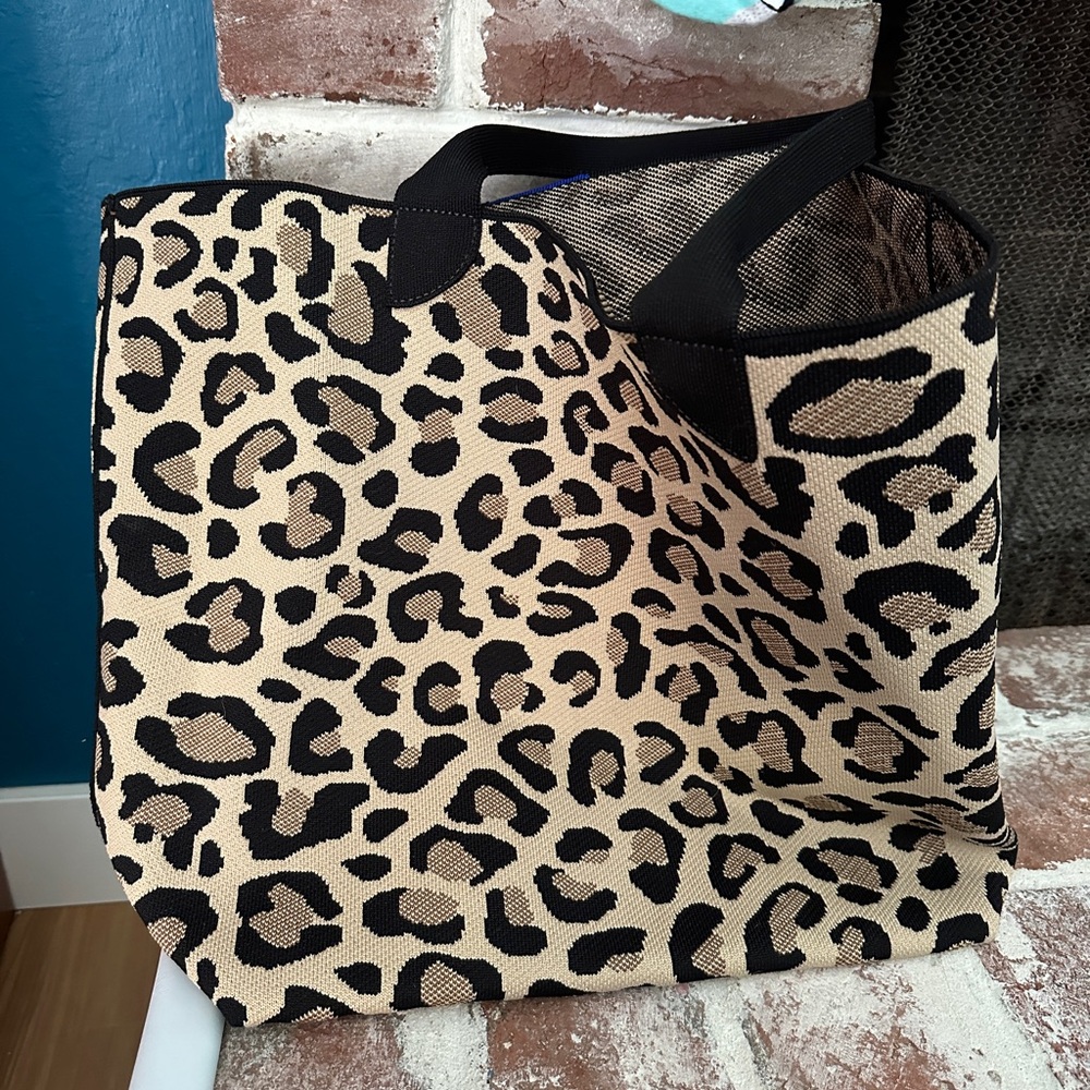 Rothy’s cheetah LWT